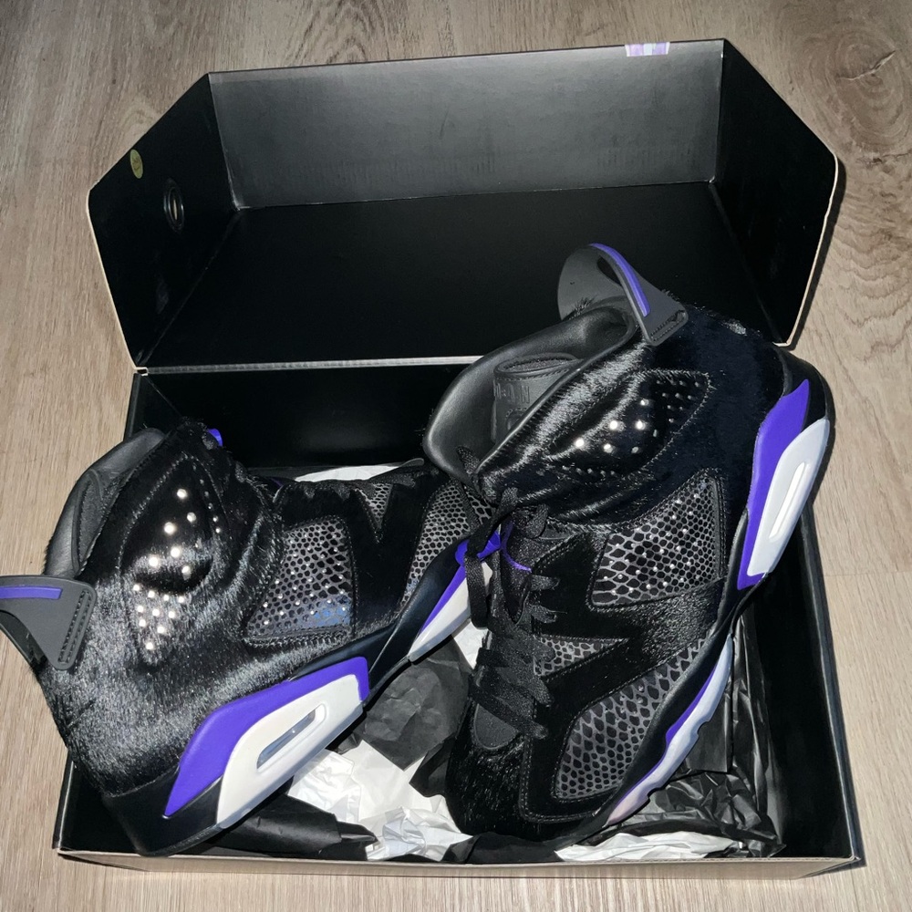 JORDAN 6 SOCIAL STATUS